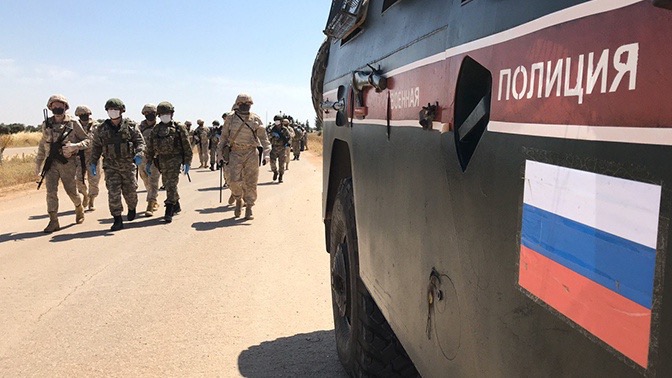 Трое  российских военнослужащих получили легкие ранения при взрыве в Идлибе 