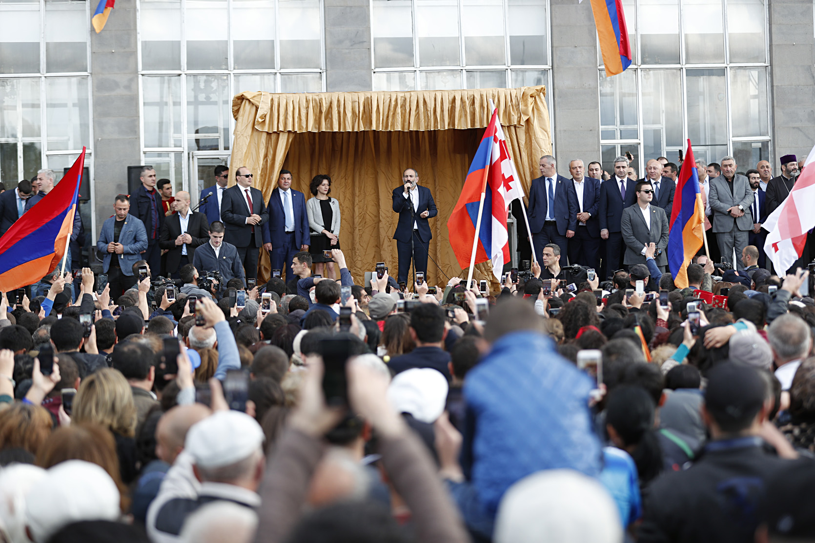 Руководство Грузии по-братски относится к Армении - Пашинян посетил Джавахетию