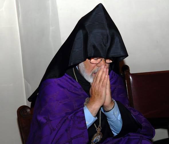 Մահացել է Տ. Տաթև արքեպիսկոպոս Սարգիսյանը