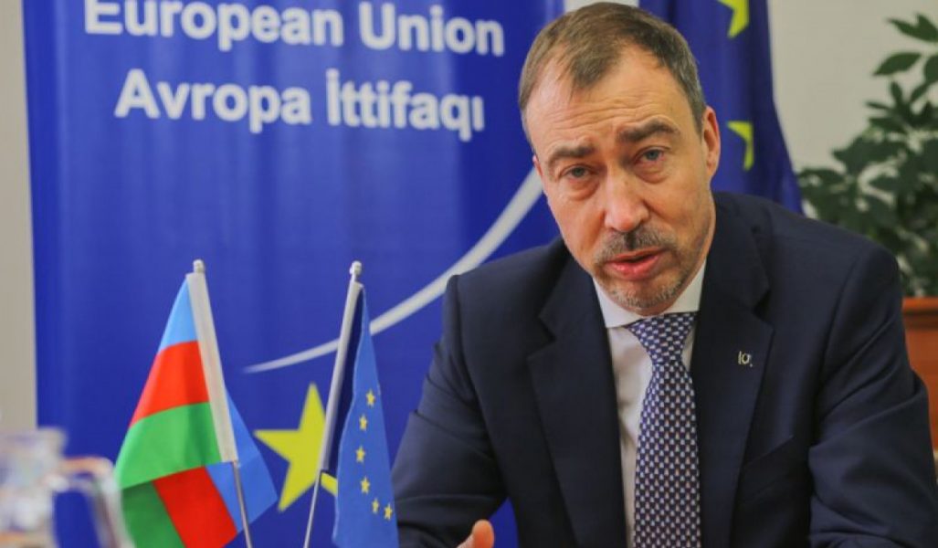 Спецпредставитель ЕС по Южному Кавказу Тойво Клаар посетит Баку в начале апреля