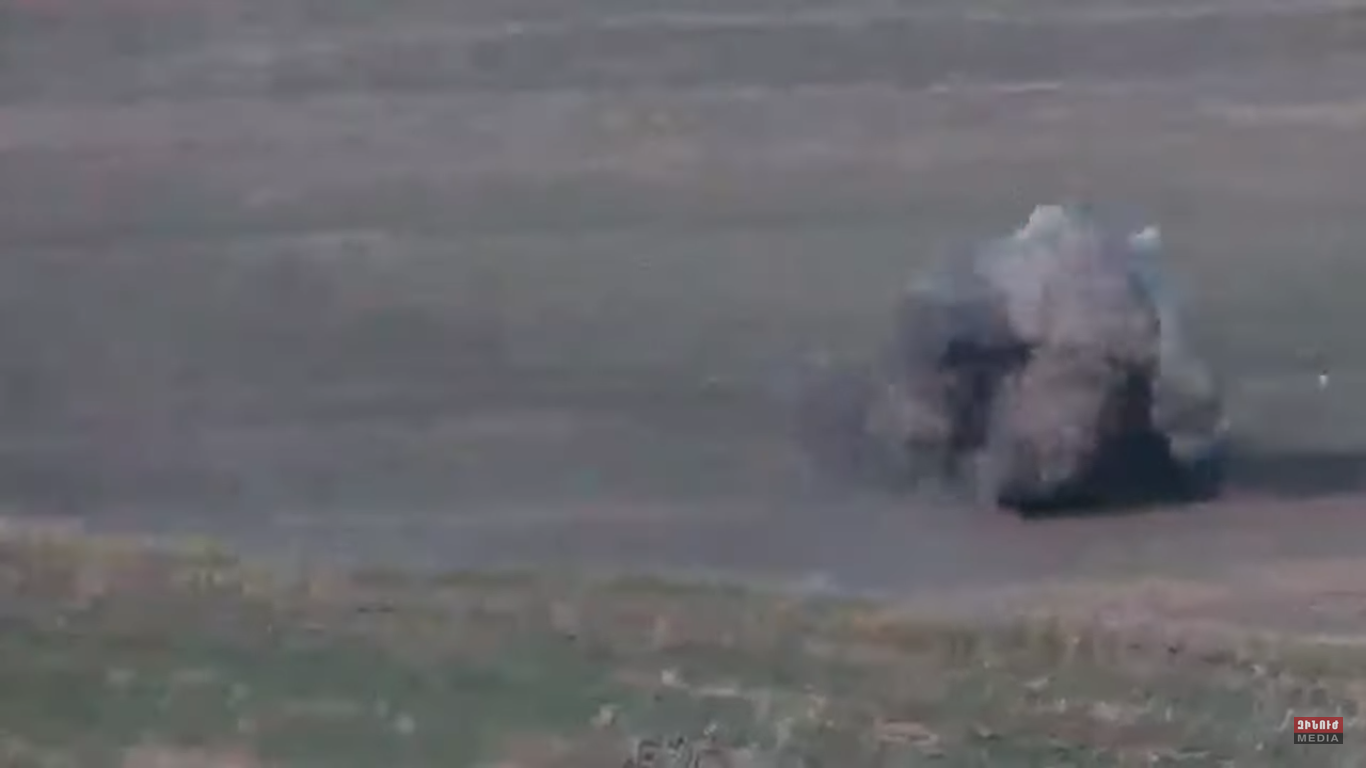 МО Арцаха: Азербайджан предпринял танковое наступление и был отброшен (ВИДЕО)