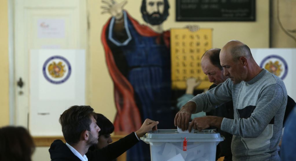 Промежуточные итоги выборов: в парламент проходят 4 политические силы