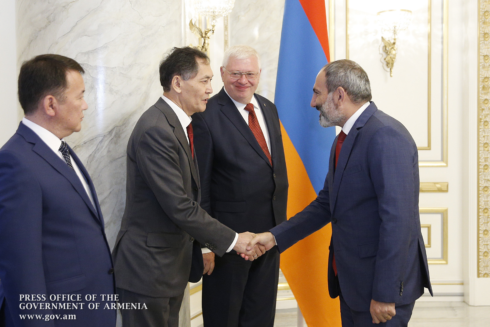 Правительство Армении ведет решительную борьбу с коррупцией  - Пашинян