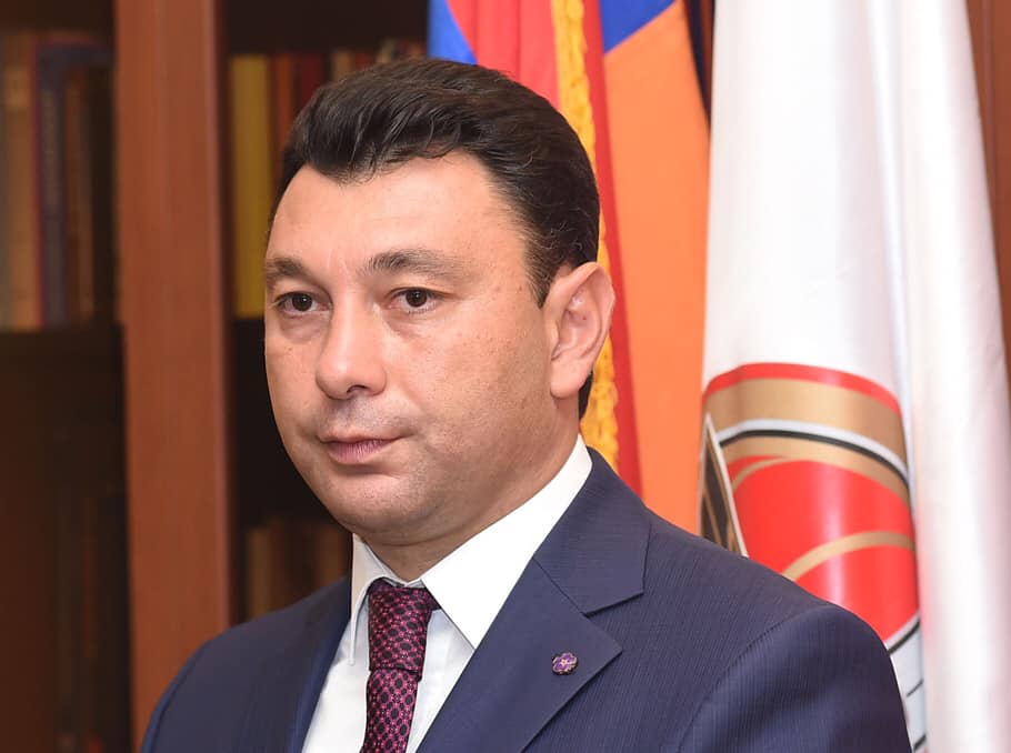 Год назад власть Армении захватили на волне шантажа и угроз - Шармазанов
