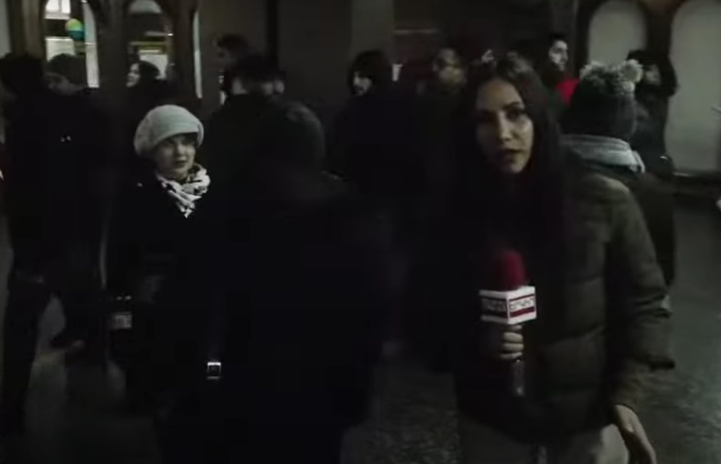 Противники Никола Пашиняна ворвались в правительственное здание