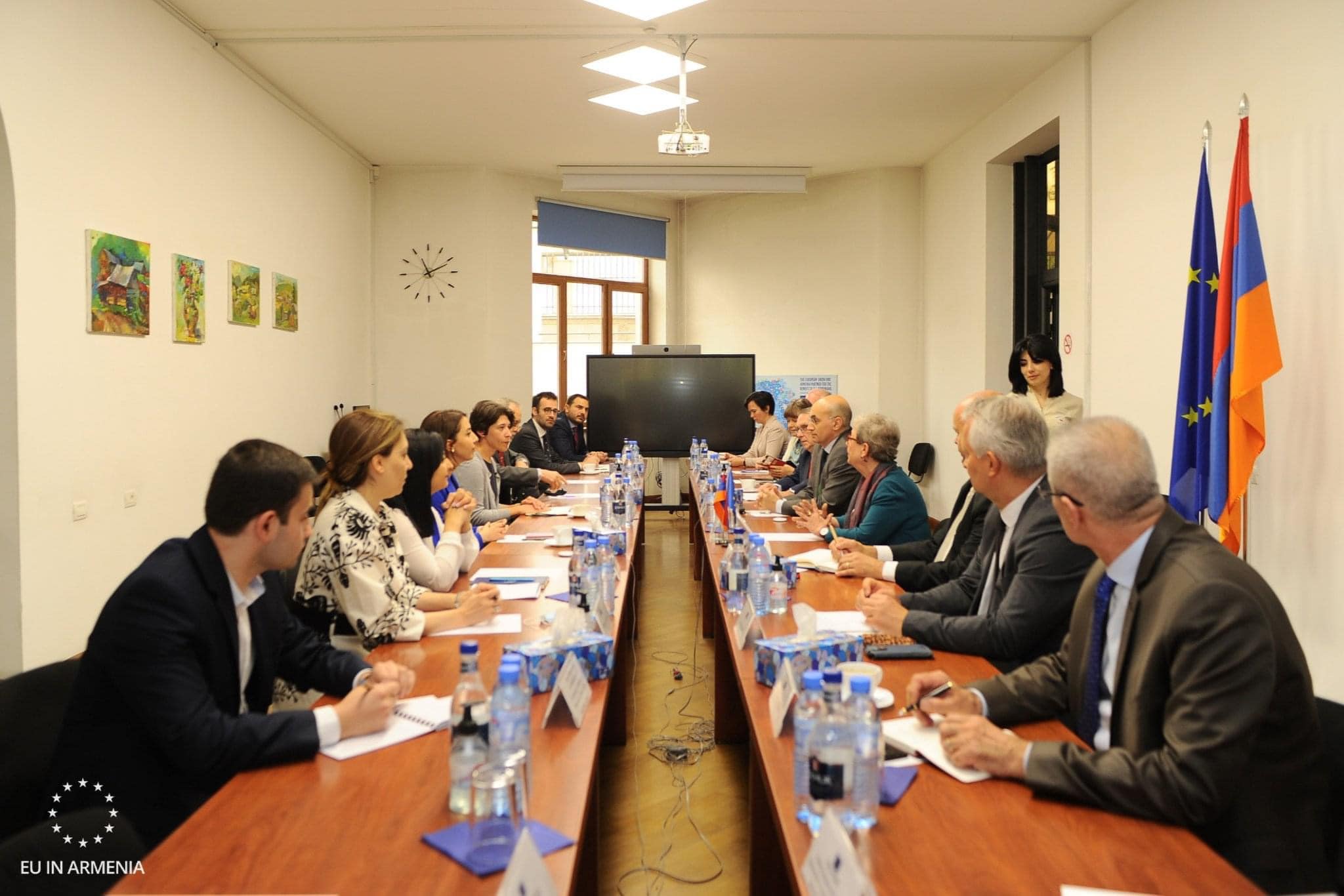 Թագուհի Թովմասյանը հանդիպել է ԵՄ անդամ պետությունների դեսպանների հետ