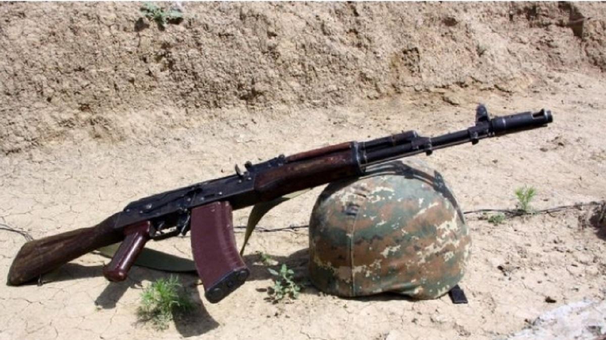 В Карабахе от огнестрельного ранения скончался армянский военнослужащий