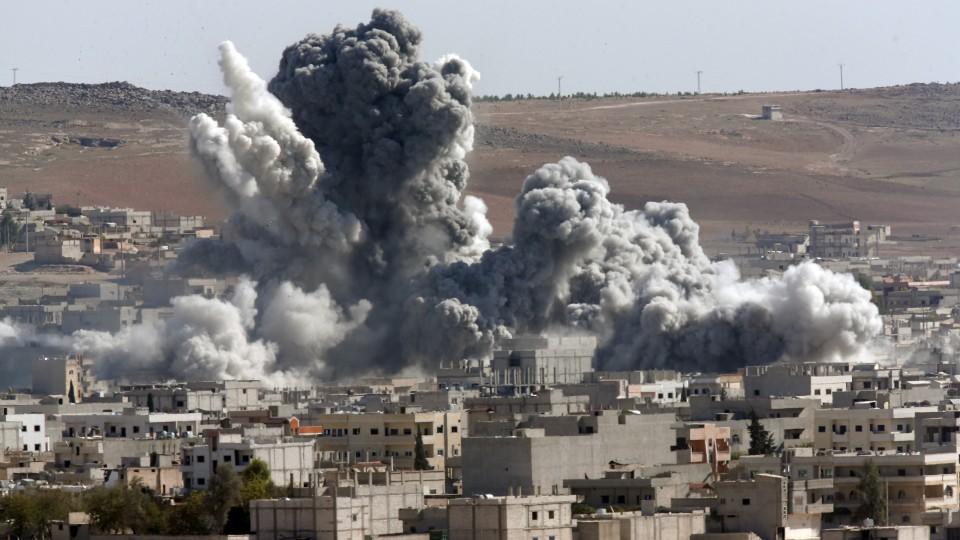 Дамаск сообщил о 70 погибших и раненных мирных жителях после удара коалиции по лагерю беженцев 
