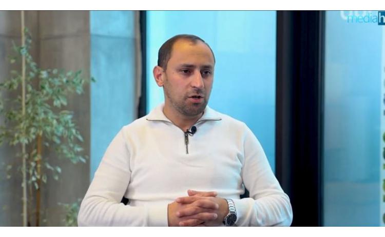 Критика премьера набирает обороты