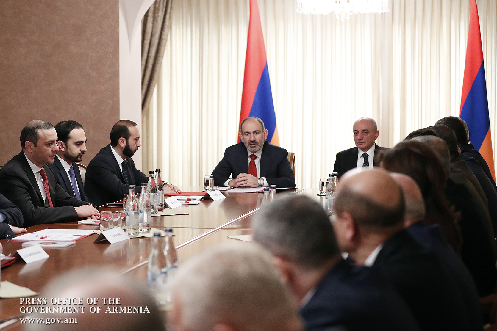 Представления властей Армении и Арцаха об урегулировании идентичны - Пашинян