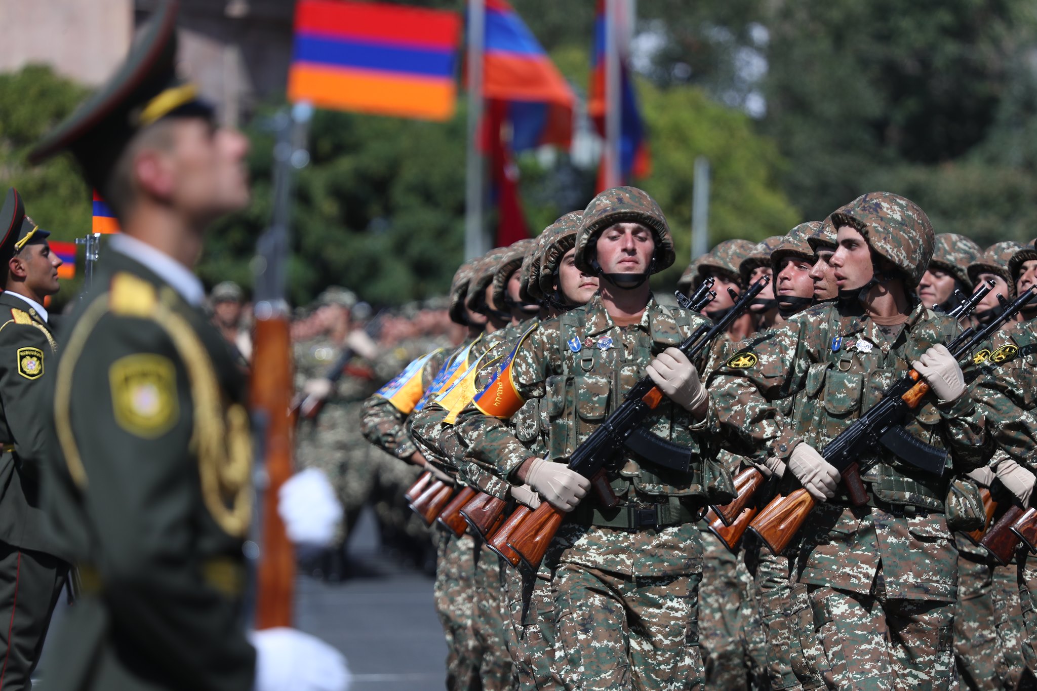 Военнослужащие Армии обороны Арцаха смогут перейти на службу в ВС РА – замминистра