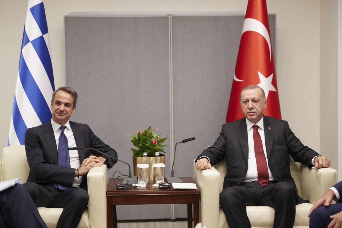 Эрдогану следует заняться экономикой Турции, а не неоосманскими фантазиями - Афины