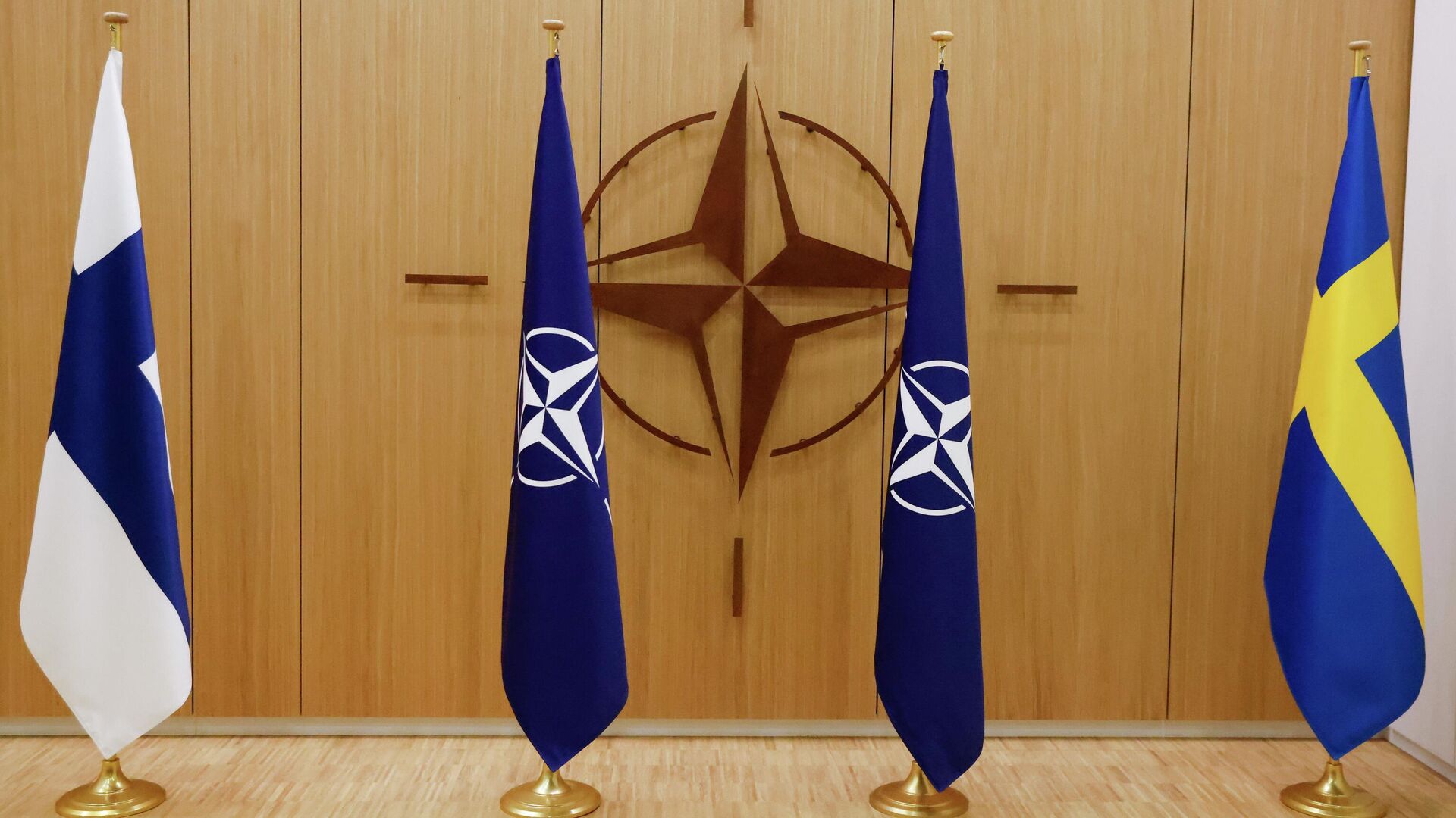 Швеция должна стать членом НАТО до саммита в Вильнюсе, заявили в Норвегии