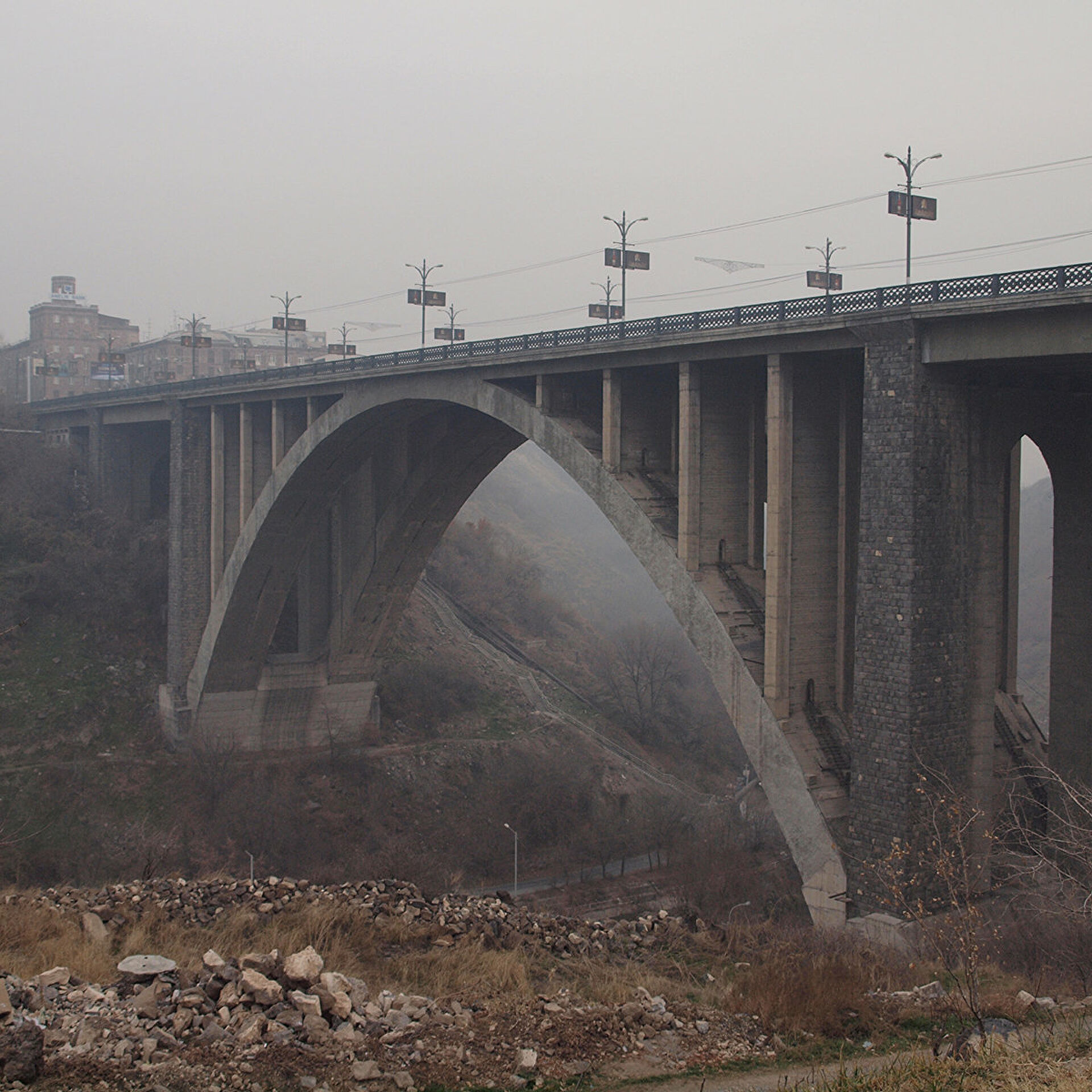 Под Киевянским мостом в Ереване обнаружен труп мужчины