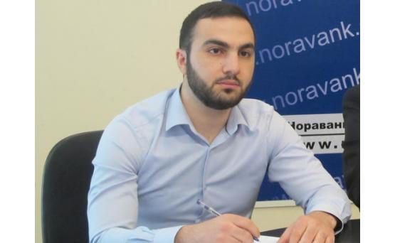 Вместо объединения оппозиция предпочитает обмениваться взаимными оскорблениями 