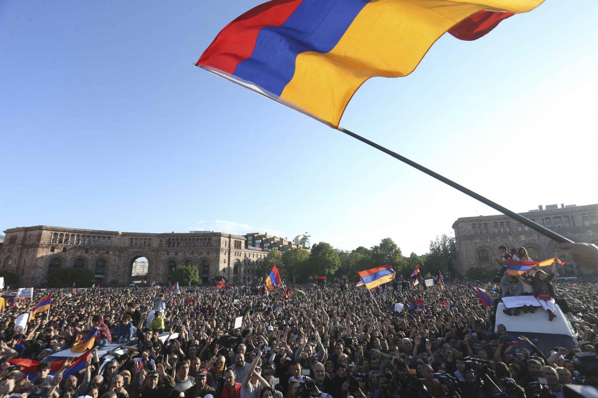 Борьба за власть в Армении и сложности выбора России