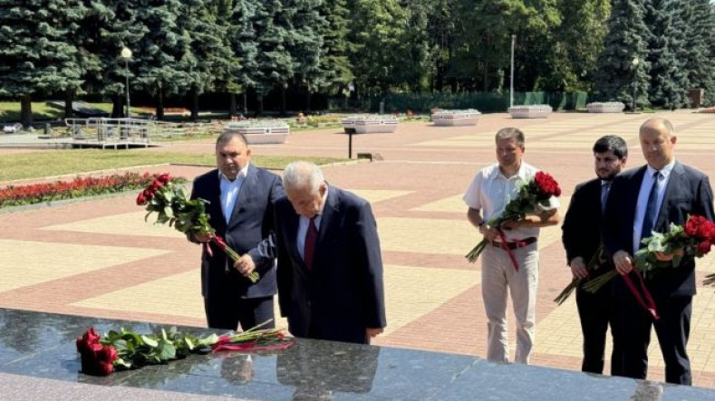 Посол Армении в России вслед за Белгородом посетил Курск