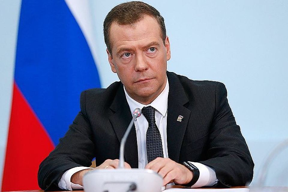 Дмитрий Медведев поздравил Никола Пашиняна