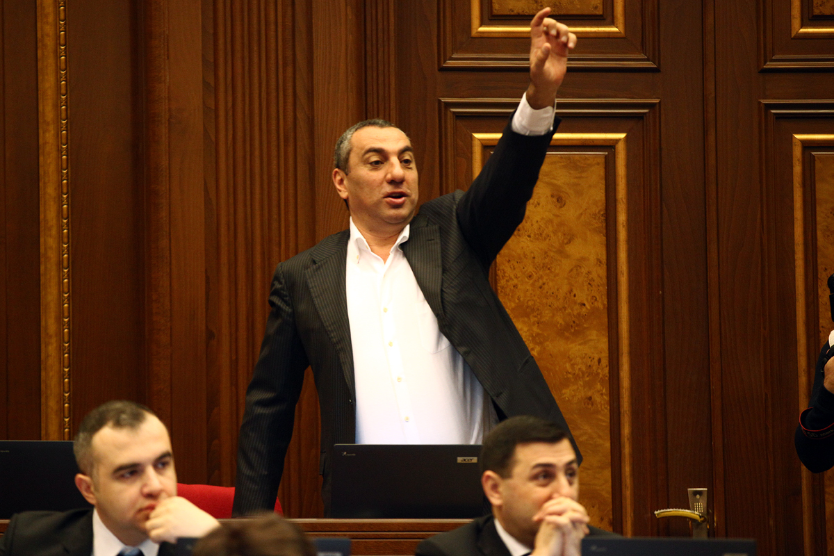 «Сахарный король» Армении выступает за кандидатуру Пашиняна и против монополий