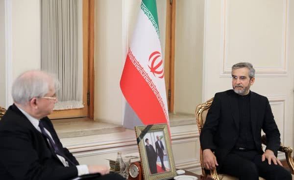  Иран и Россия выступили против вмешательства внерегиональных игроков в дела Южного Кавказа 