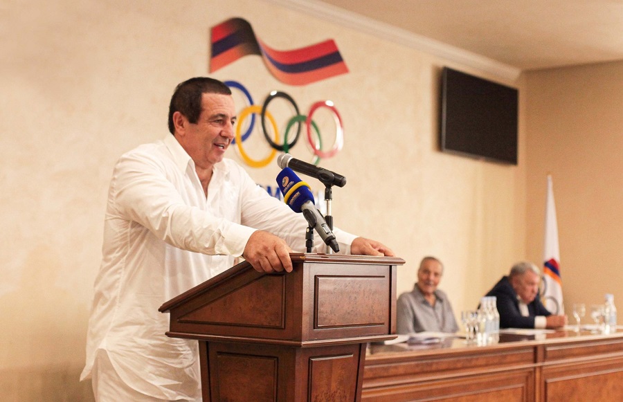 Власти Армении хотят отстранить Гагика Царукяна от должности главы НОК