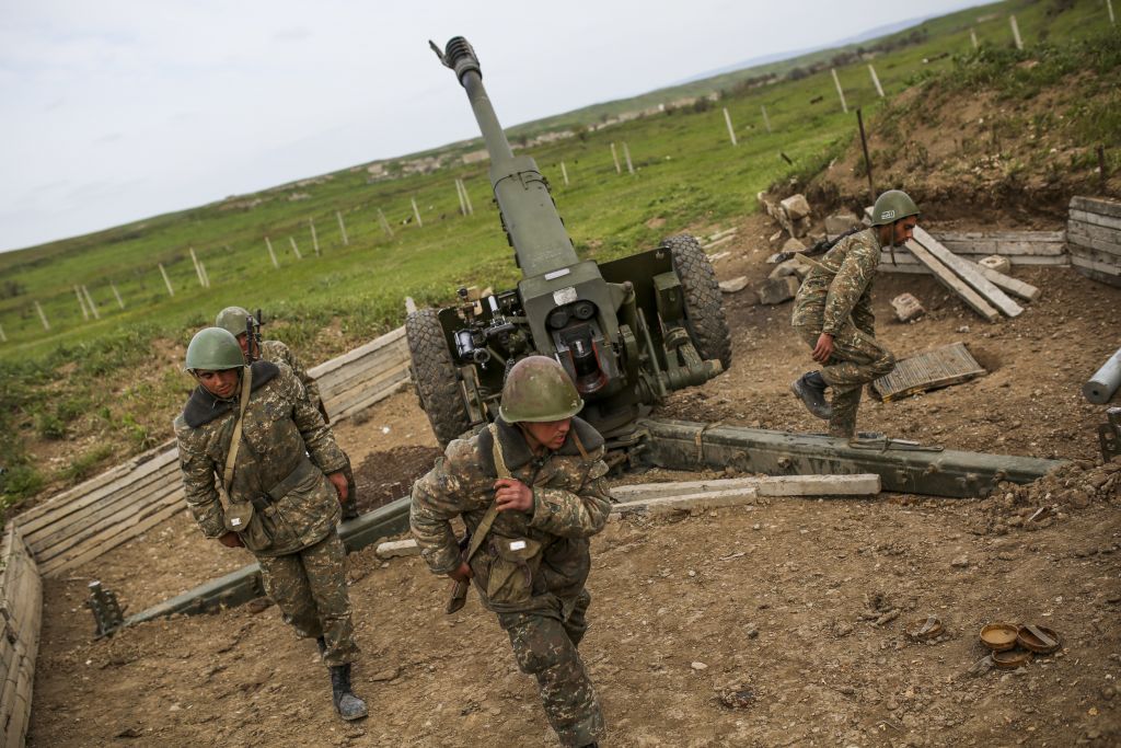 Эксперт: карабахский вопрос военным путем решить невозможно