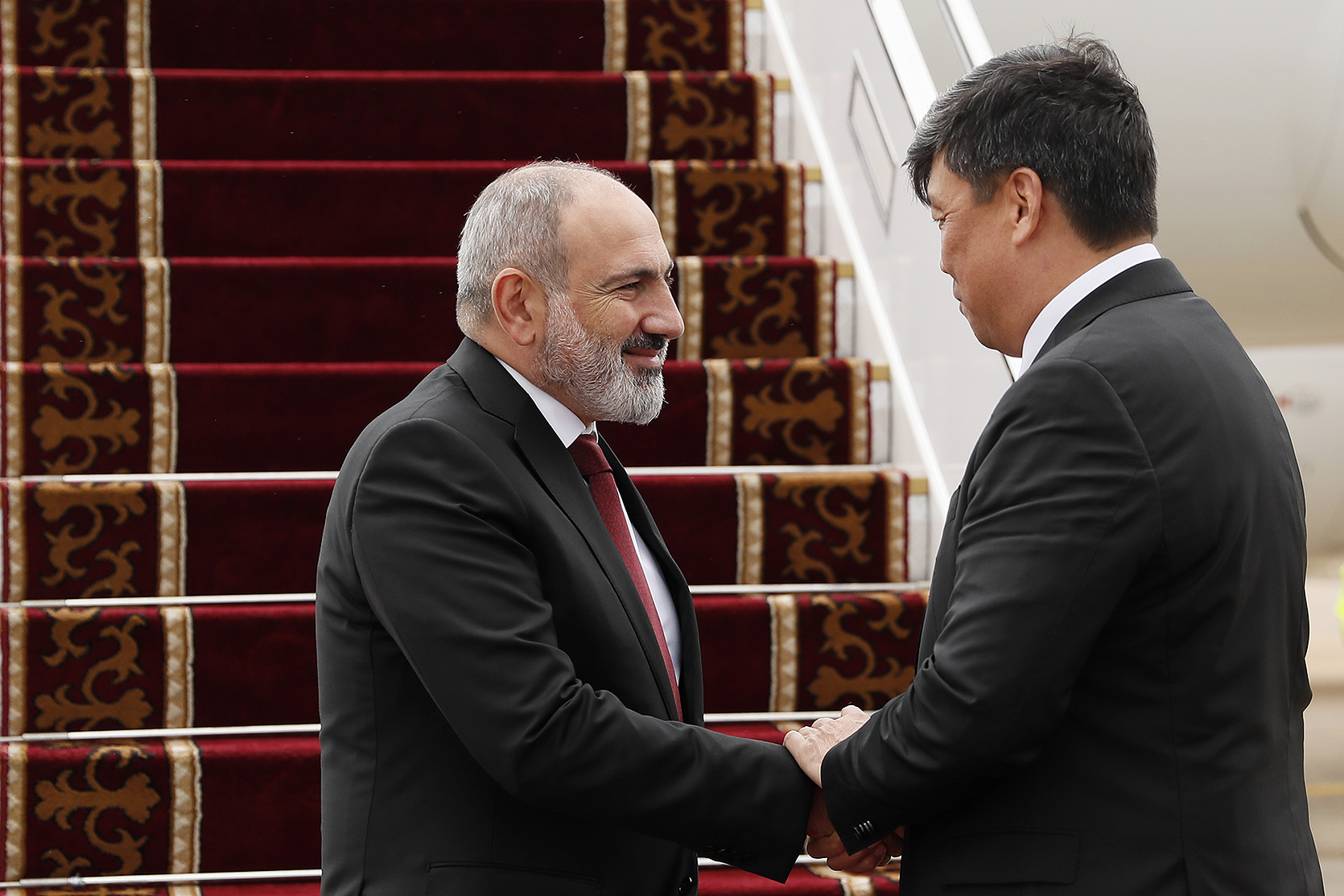 В Кыргызстан с рабочим визитом прибыл премьер-министр Никол Пашинян 