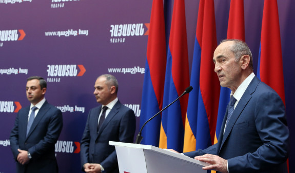 Блок «Армения» под председательством Кочаряна обсудил свои дальнейшие действия 