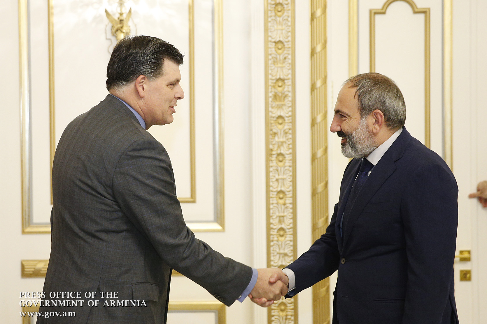 Армения заинтересована в развитии экономического сотрудничества с США - Пашинян
