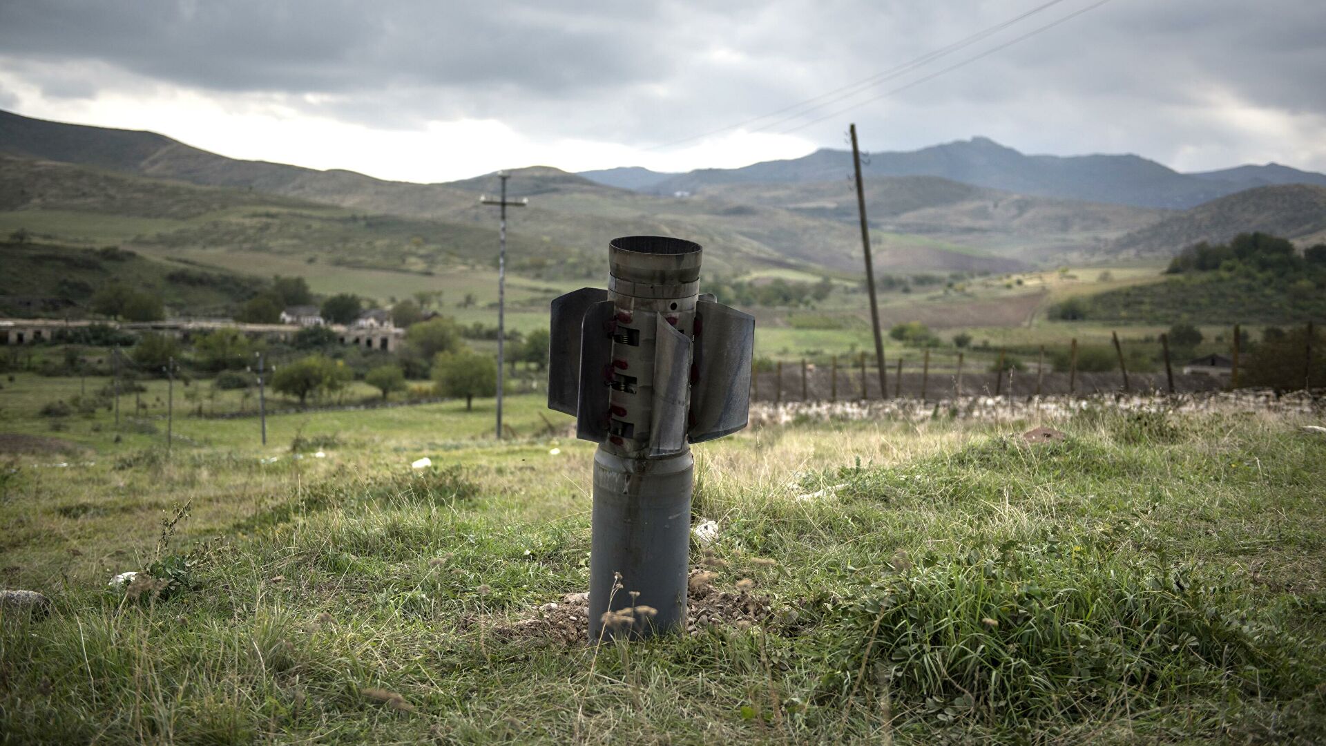 Неопределенный статус Карабаха в ближайшее время таковым и останется - Муханов