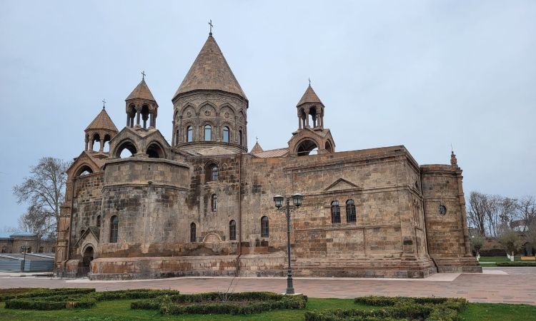 Պահանջում ենք պահպանել բացարձակ չեզոքություն և չսպասարկել նեռի դիվային ծրագրերը