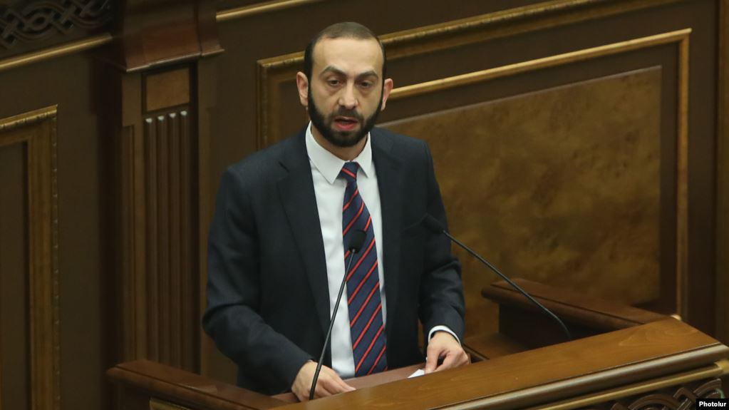 Мирзоян предлагает повысить роль парламента в вопросе формирования органов самоуправления