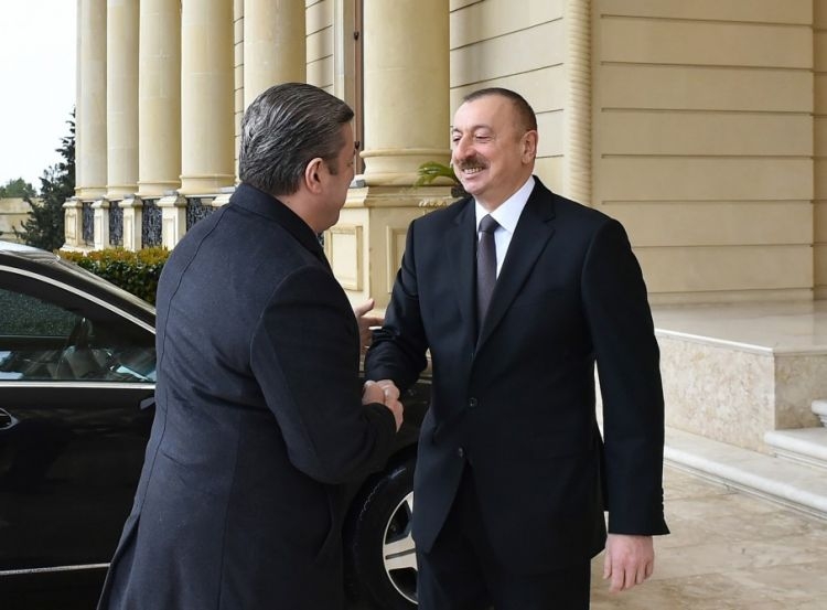 Азербайджан является первым инвестиционным партнером Грузии - Квирикашвили