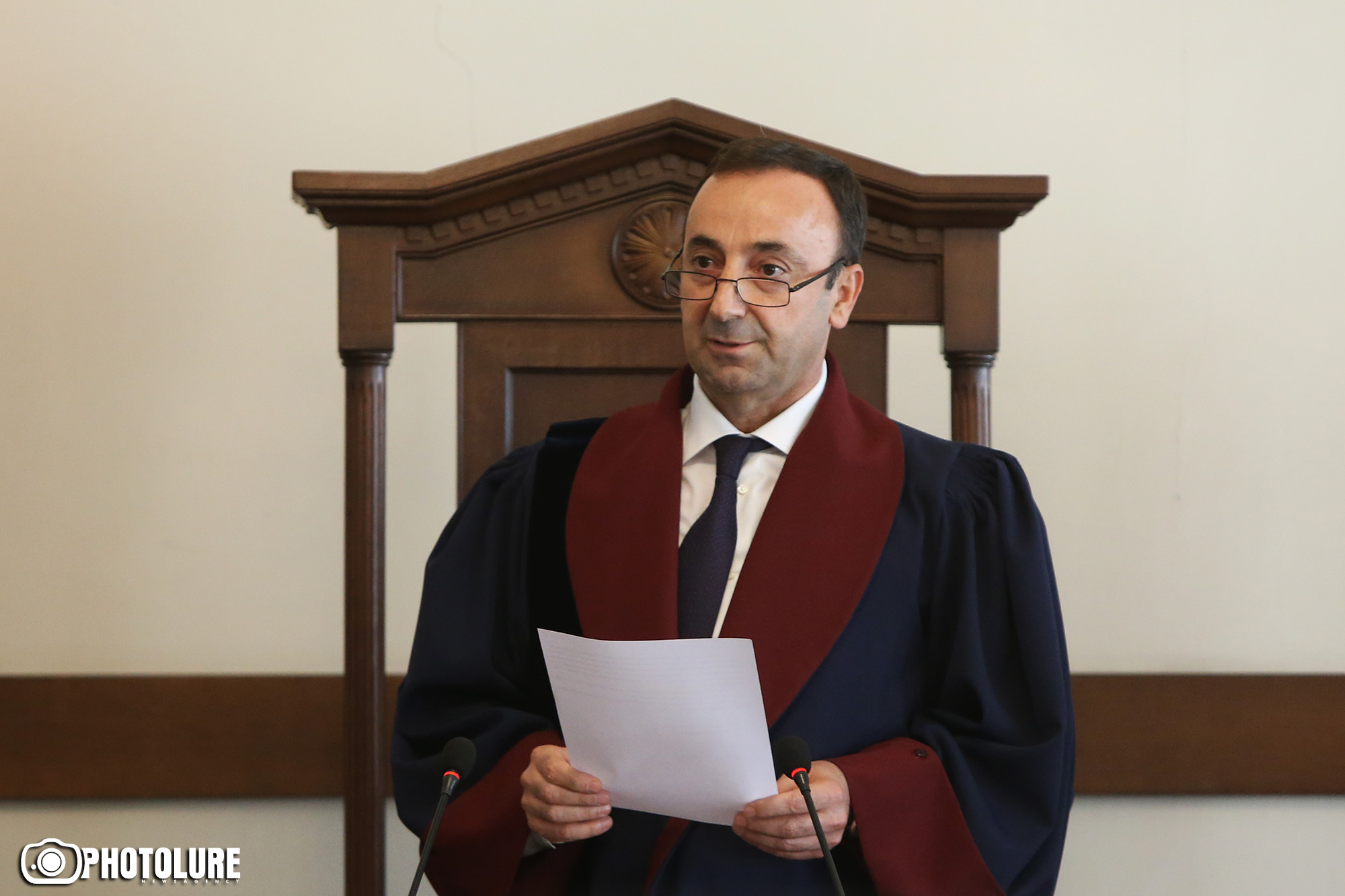 Սահմանադրական դատարանը հրապարակել է Հրայր Թովմասյանի վերաբերյալ աշխատակարգային որոշումը