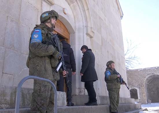 Более 150 паломников при содействии российских миротворцев посетили монастырь Амарас 