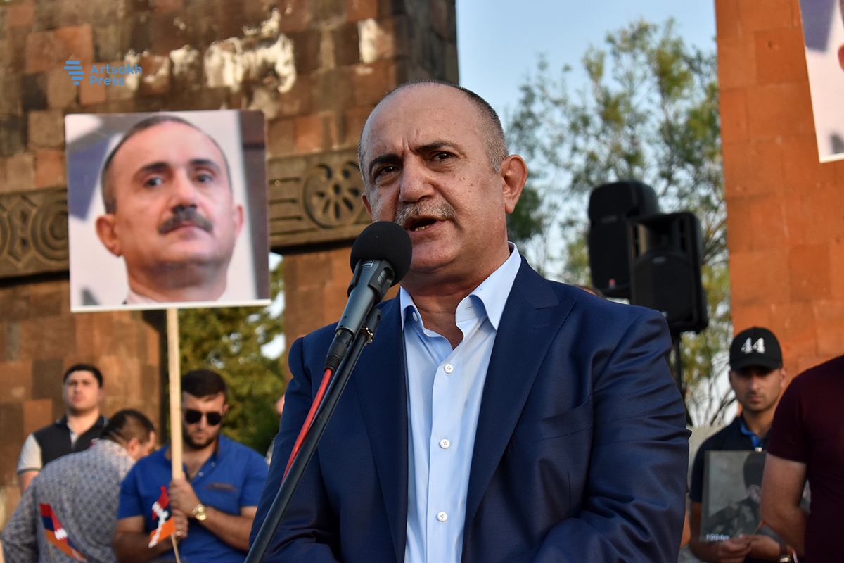 Самвел Бабаян в Степанакерте: Я прибыл не для того, чтобы устраивать революции