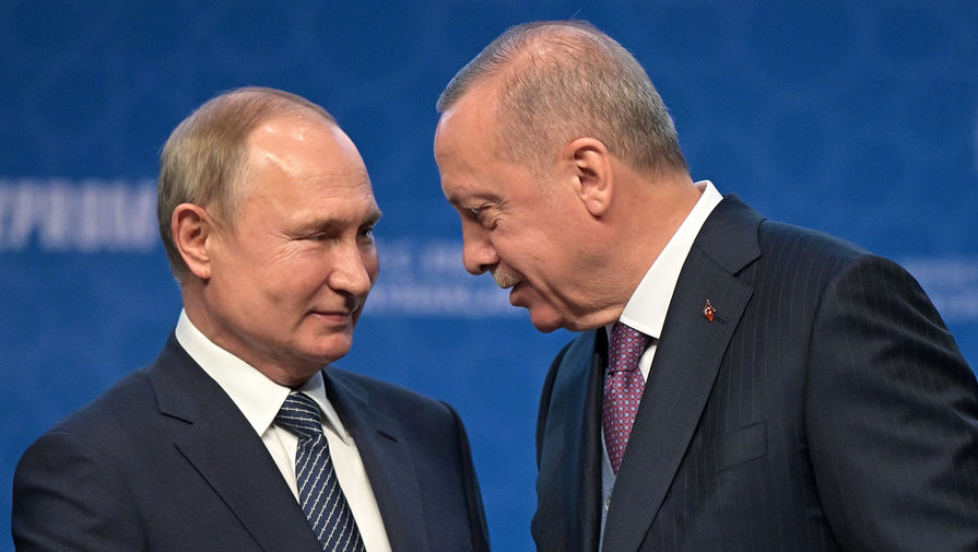 Путин заявил об успешном сотрудничестве с Турцией по Карабаху, Сирии и Ливии