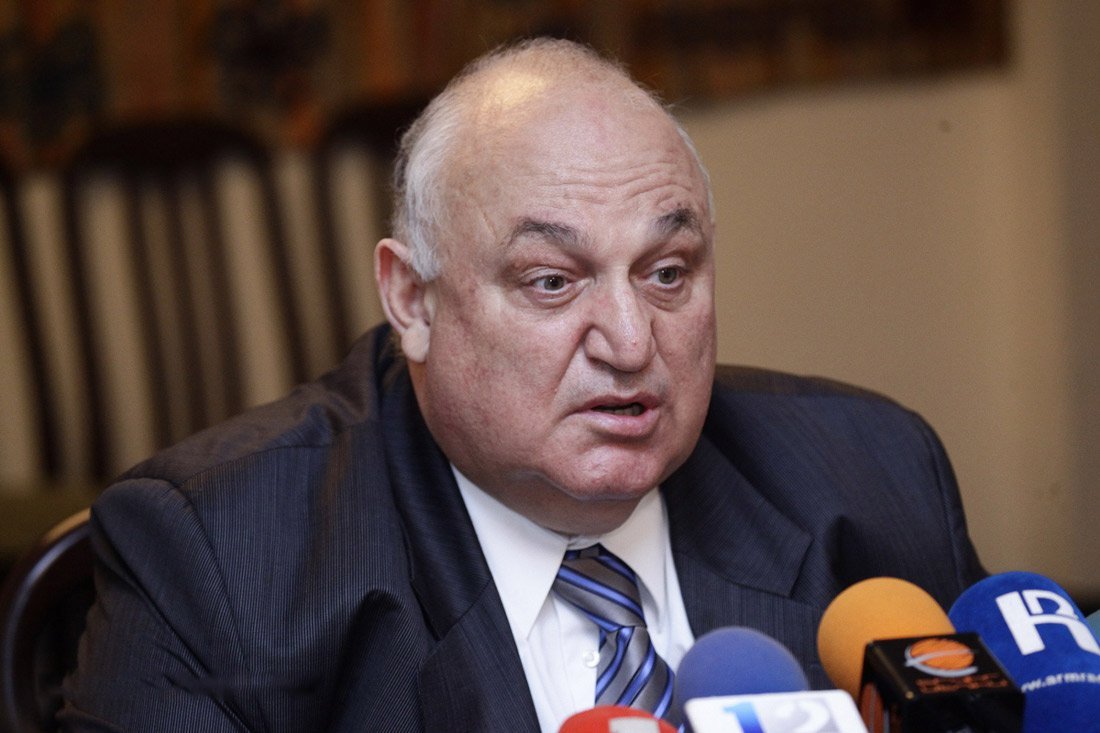 Скончался бывший ректор Ереванского госуниверситета Арам Симонян