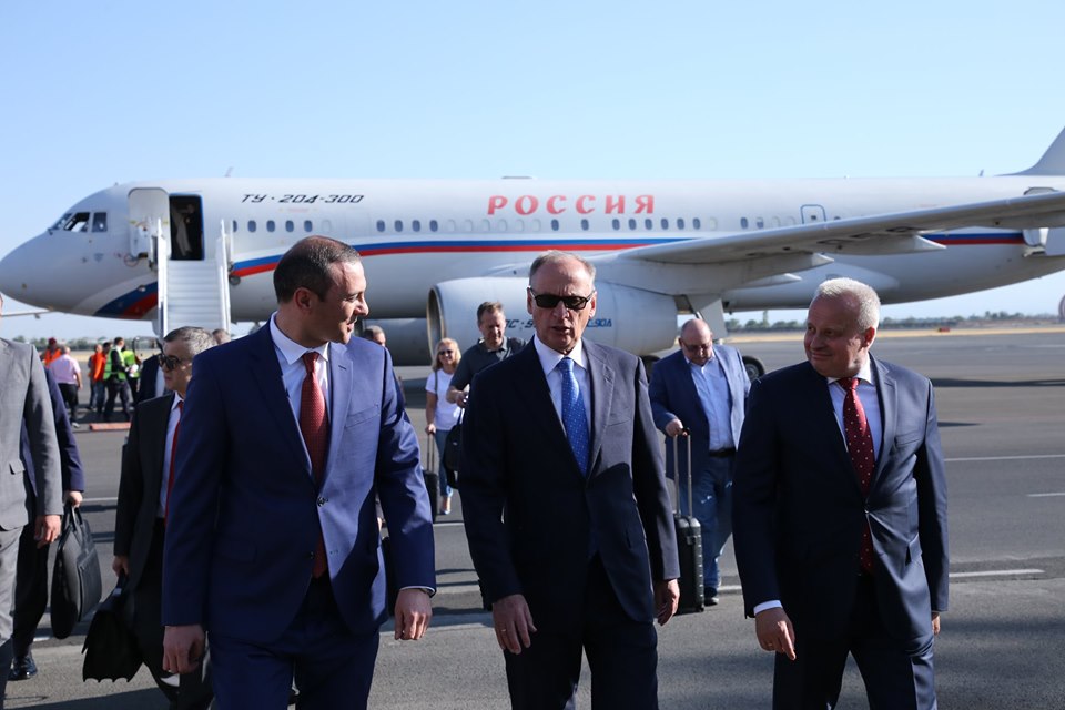 Николай Патрушев прибыл в Ереван