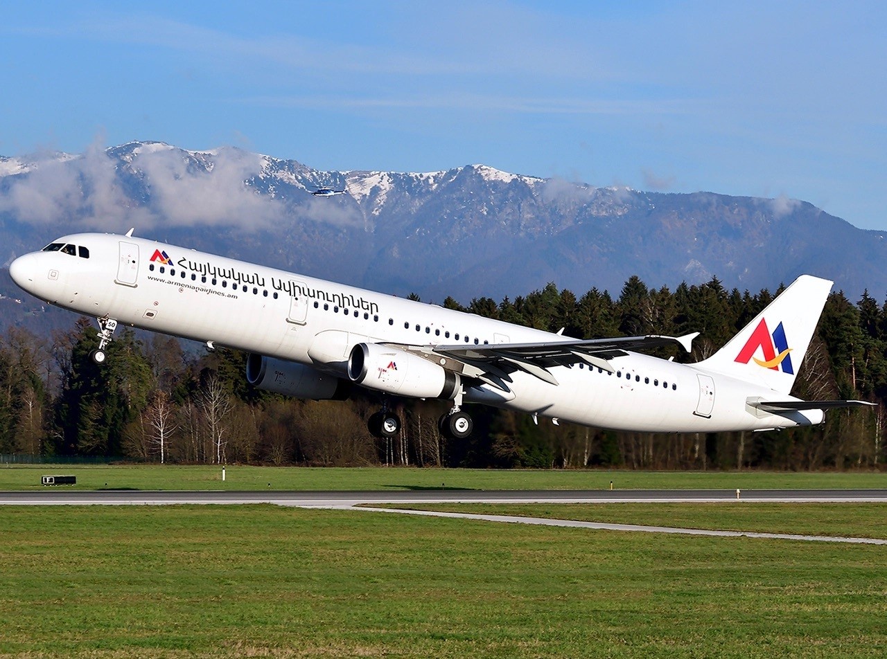 Armenian Airlines с 7 апреля приостановит полёты в связи обновлением авиапарка