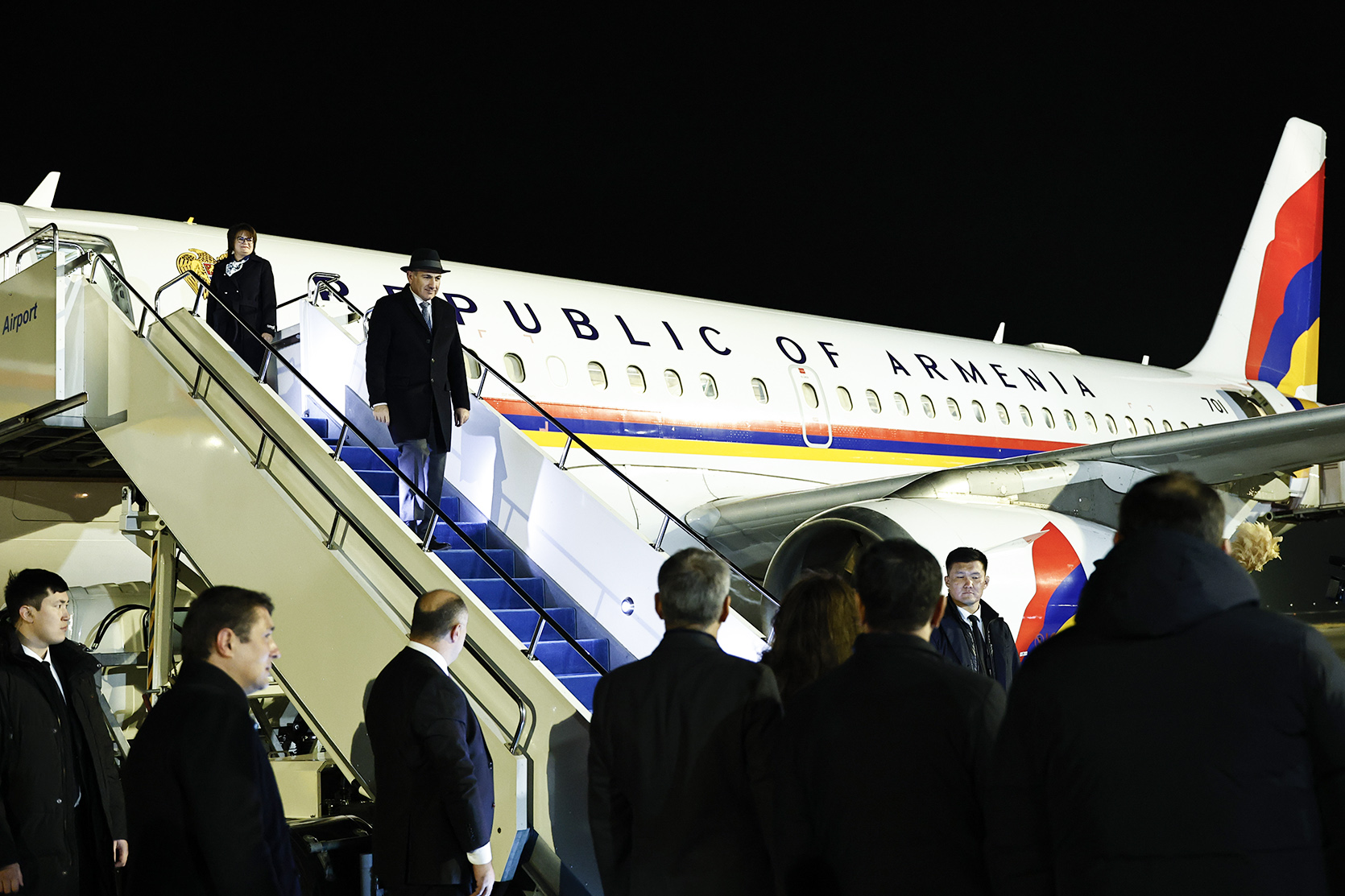 Пашинян с официальным визитом прибыл в Казахстан