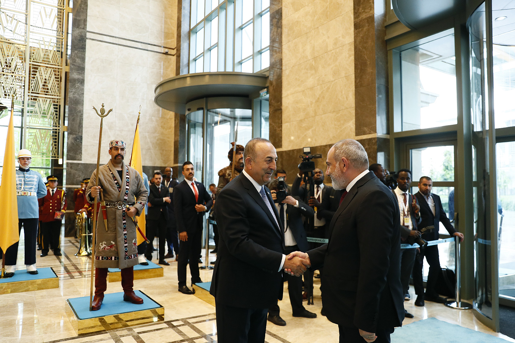 Пашинян присутствовал на церемонии инаугурации президента Турции