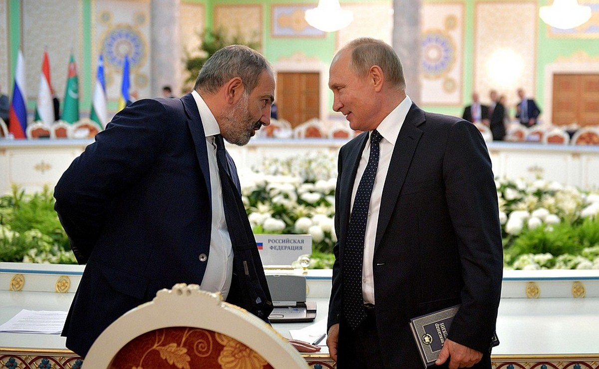 Владимир Путин едет в Ереван: у российского посла иной информации нет