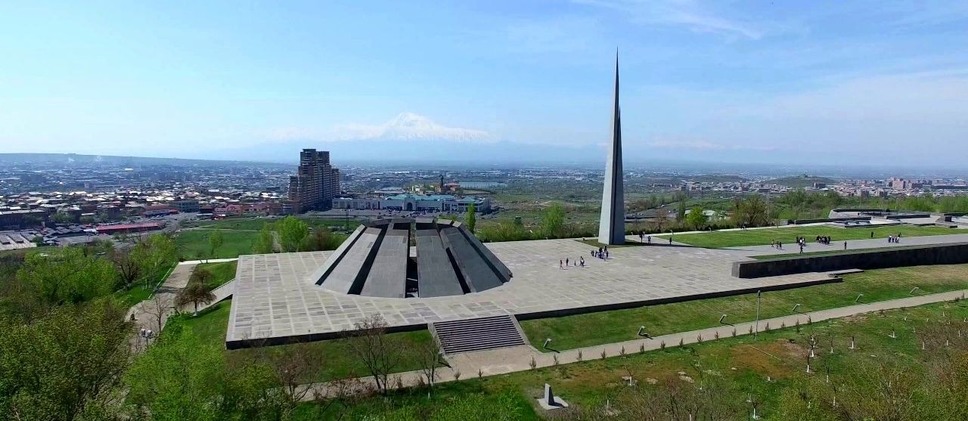 Делегация Кипра во главе со спикером парламента посетила мемориал Цицернакаберд