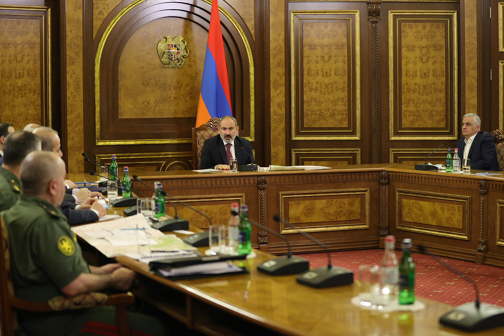 Пашинян назвал действия Азербайджана в Сюнике посягательством на территорию Армении