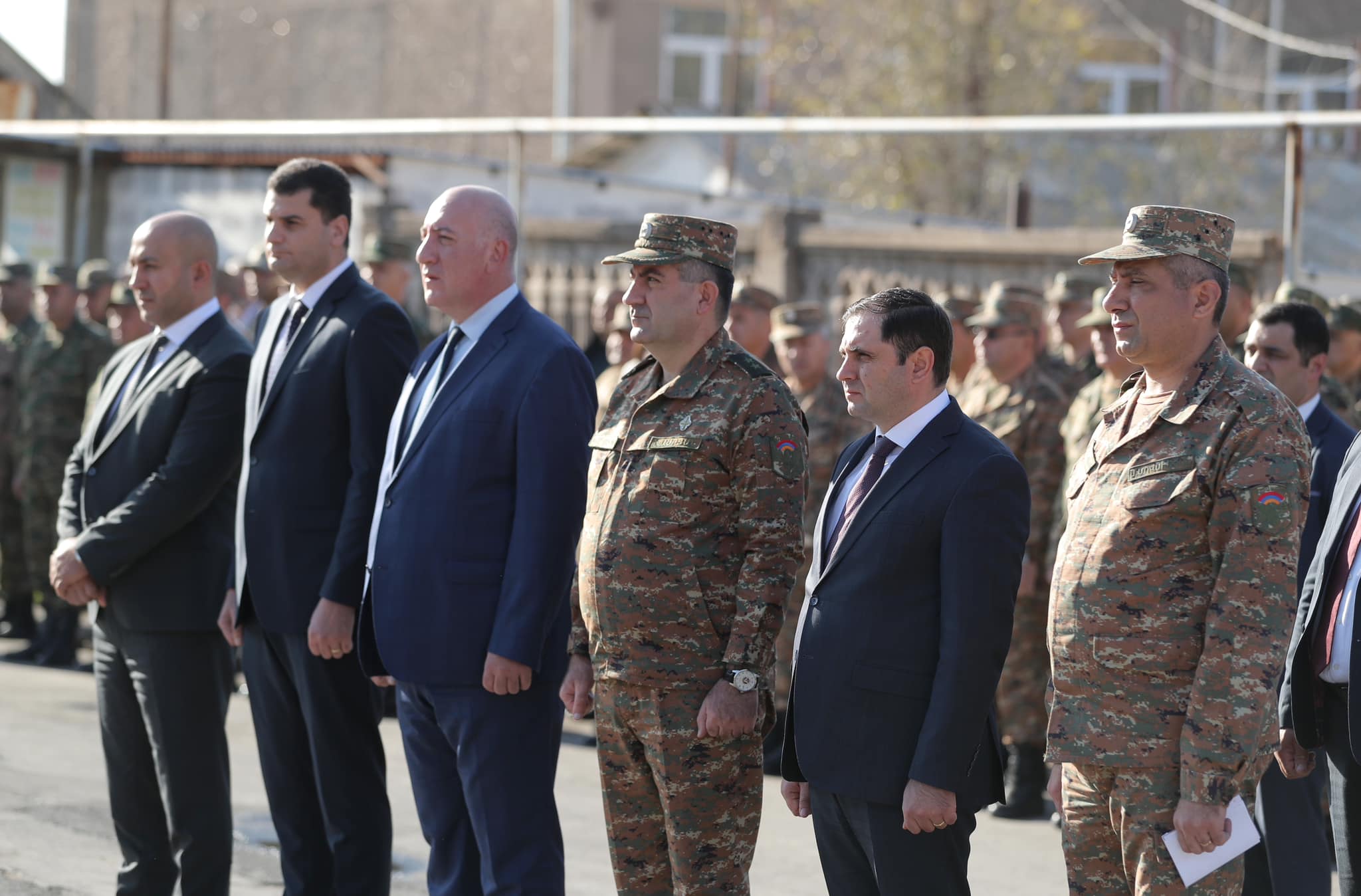 Сурен Папикян посетил воинскую часть специального назначения Министерства обороны