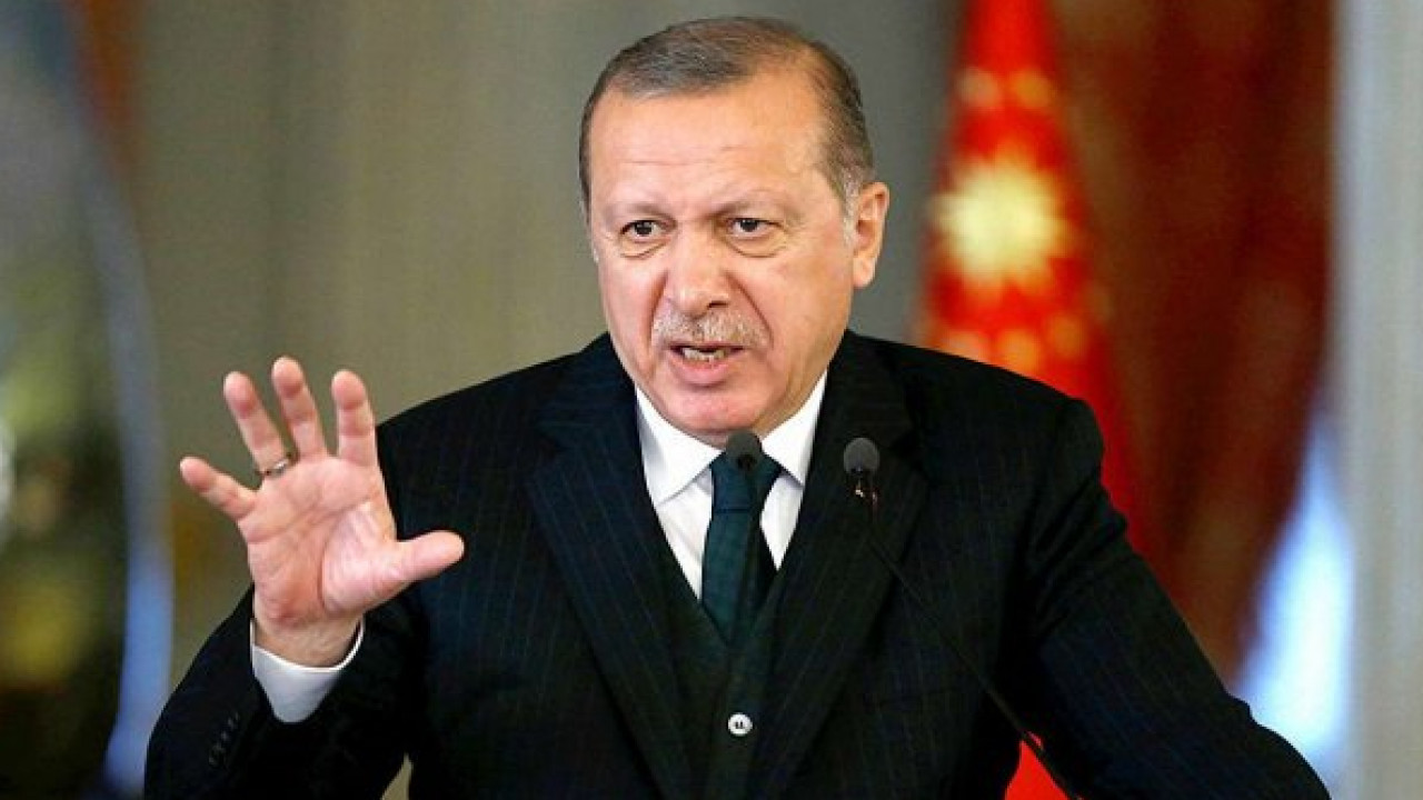Бросайте доллары: Эрдоган призвал граждан страны перейти к турецким лирам