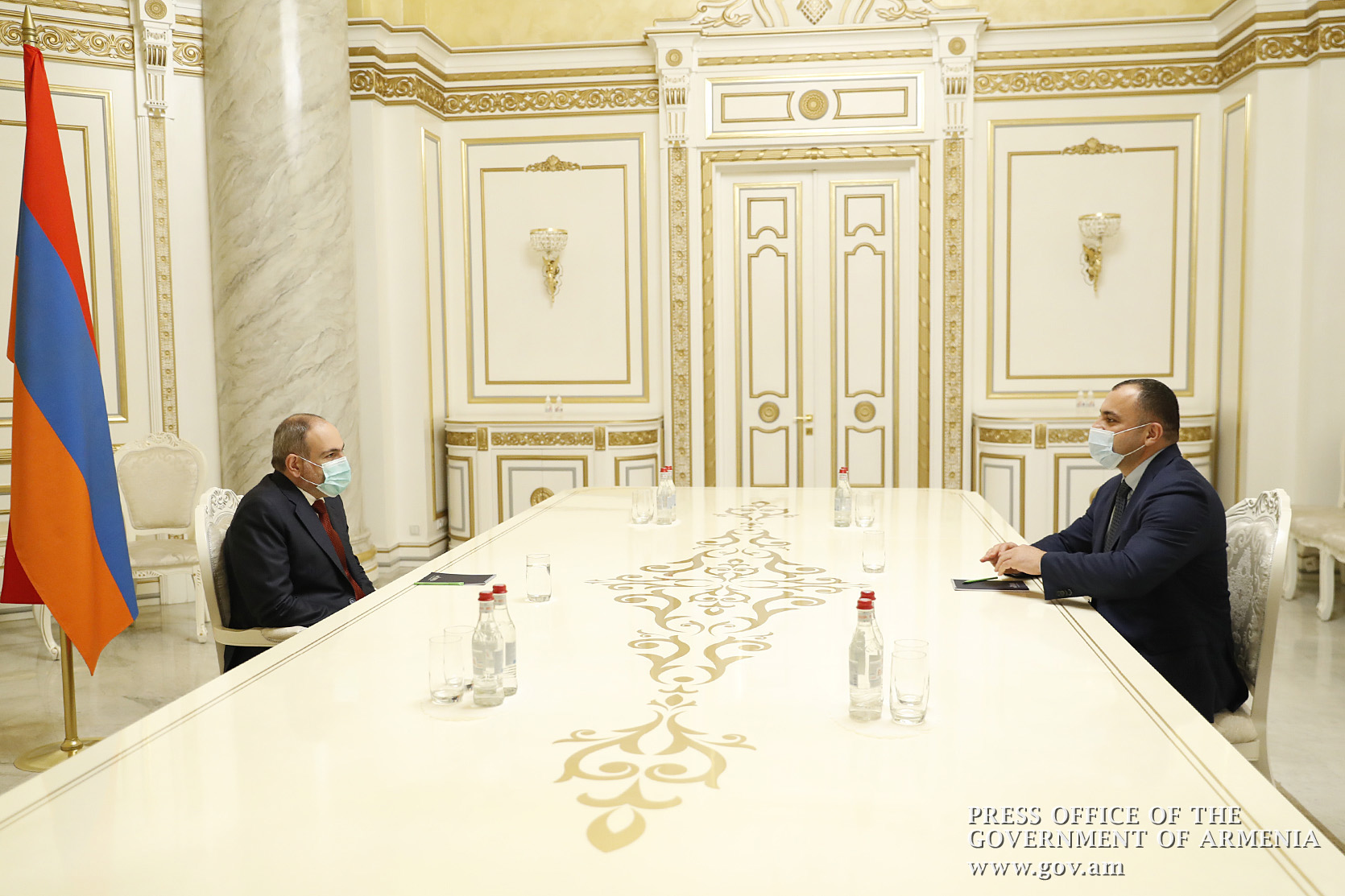 Пашинян провел встречу с новоизбранным председателем Конституционного суда