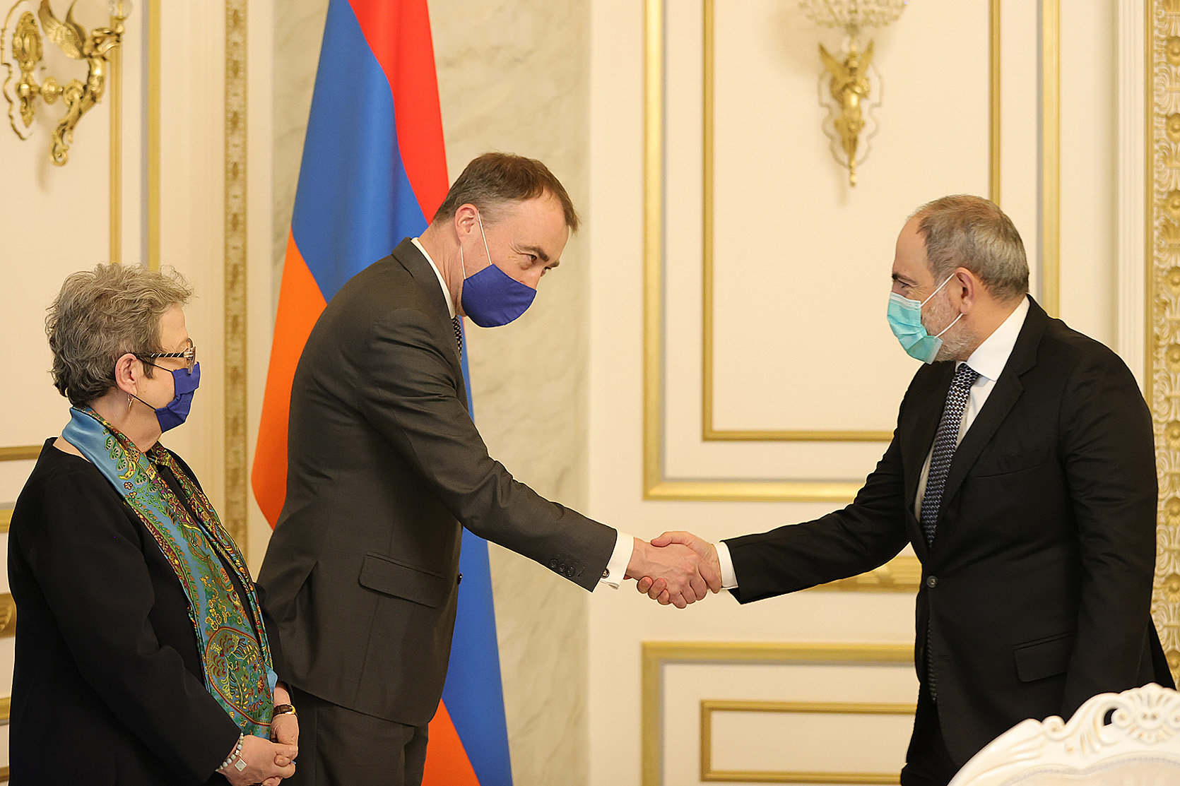 Цивилизованный мир должен осудить армянофобскую политику Азербайджана - Пашинян 