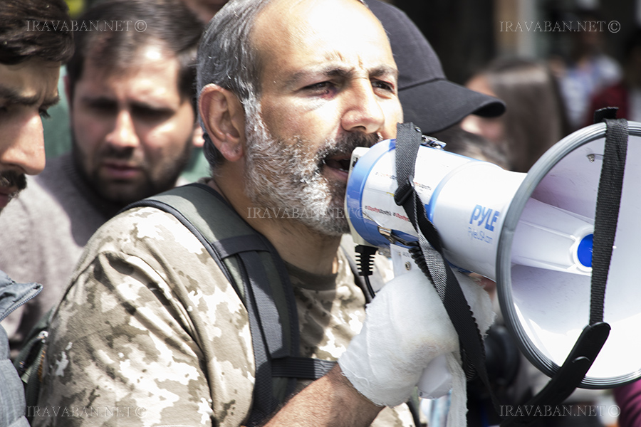 Порядок важнее всего: лидер армянского протеста призвал снять осаду Еревана